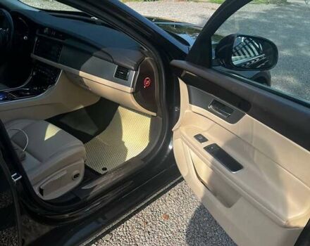 Ягуар ХФ, объемом двигателя 2 л и пробегом 66 тыс. км за 17500 $, фото 16 на Automoto.ua