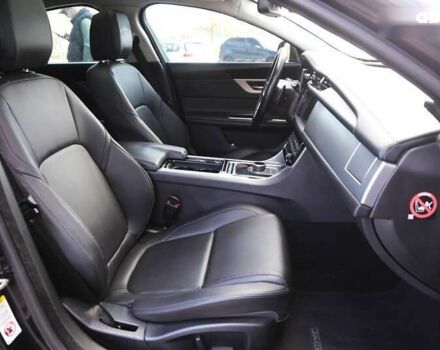 Ягуар ХФ, объемом двигателя 2 л и пробегом 104 тыс. км за 18500 $, фото 9 на Automoto.ua