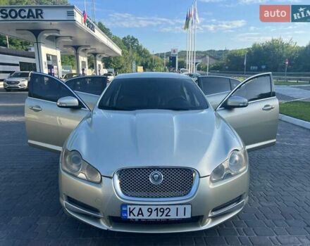 Желтый Ягуар ХФ, объемом двигателя 2.97 л и пробегом 120 тыс. км за 7500 $, фото 12 на Automoto.ua