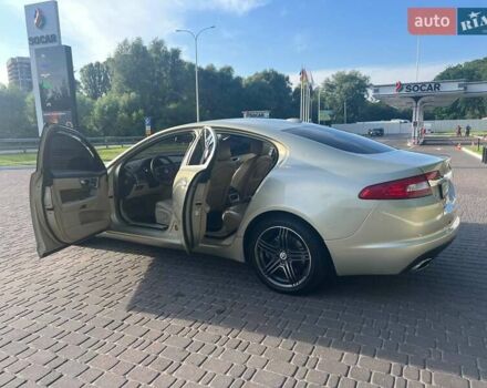 Желтый Ягуар ХФ, объемом двигателя 2.97 л и пробегом 120 тыс. км за 7500 $, фото 23 на Automoto.ua