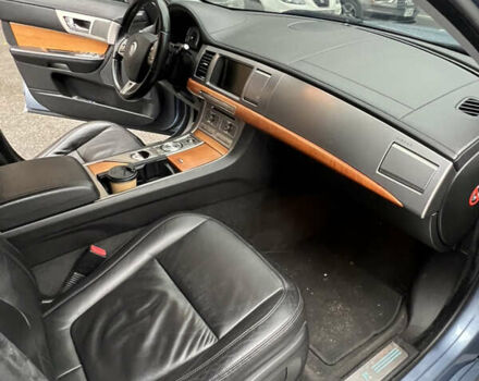 Серый Ягуар ХФ, объемом двигателя 2.97 л и пробегом 148 тыс. км за 9500 $, фото 21 на Automoto.ua