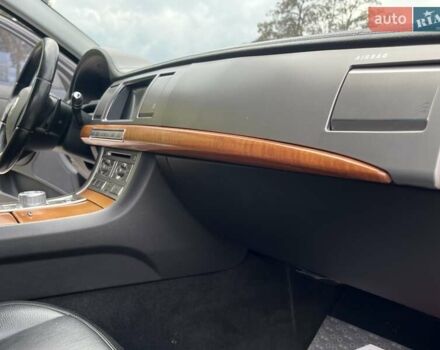 Сірий Ягуар ХФ, об'ємом двигуна 2.97 л та пробігом 141 тис. км за 10700 $, фото 57 на Automoto.ua