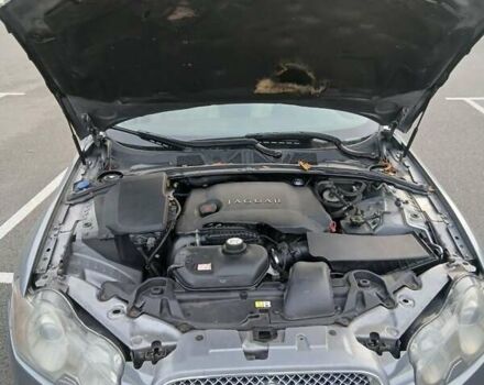 Ягуар ХФ 2009 в Киеве на Automoto.ua Серый Ягуар ХФ, объемом двигателя 2.72 л и пробегом 240 тыс. км за 10000 $, фото 11 на Automoto.ua