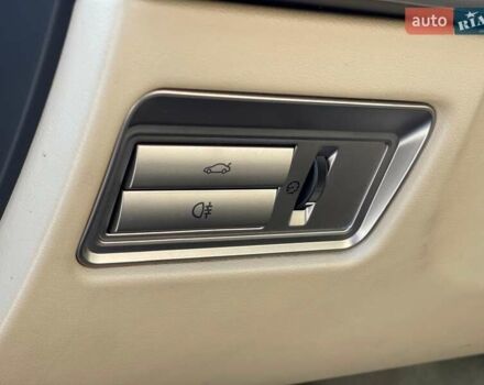 Серый Ягуар ХФ, объемом двигателя 2.7 л и пробегом 183 тыс. км за 10400 $, фото 29 на Automoto.ua