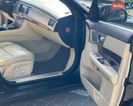 Серый Ягуар ХФ, объемом двигателя 2.7 л и пробегом 183 тыс. км за 10400 $, фото 22 на Automoto.ua