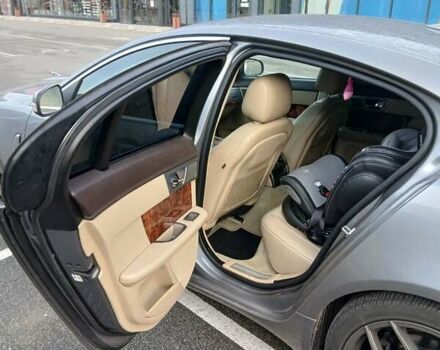 Ягуар ХФ 2009 в Киеве на Automoto.ua Серый Ягуар ХФ, объемом двигателя 2.72 л и пробегом 240 тыс. км за 10000 $, фото 6 на Automoto.ua