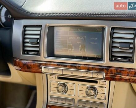 Серый Ягуар ХФ, объемом двигателя 2.7 л и пробегом 183 тыс. км за 10400 $, фото 27 на Automoto.ua