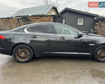 Сірий Ягуар ХФ, об'ємом двигуна 2.18 л та пробігом 180 тис. км за 13200 $, фото 2 на Automoto.ua