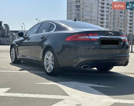Сірий Ягуар ХФ, об'ємом двигуна 2.97 л та пробігом 150 тис. км за 16500 $, фото 2 на Automoto.ua