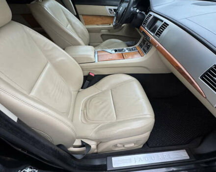 Сірий Ягуар ХФ, об'ємом двигуна 2.18 л та пробігом 180 тис. км за 13200 $, фото 3 на Automoto.ua