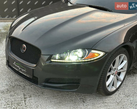 Сірий Ягуар ХФ, об'ємом двигуна 3 л та пробігом 144 тис. км за 12500 $, фото 4 на Automoto.ua