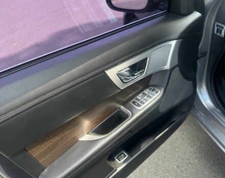 Серый Ягуар ХФ, объемом двигателя 2.18 л и пробегом 105 тыс. км за 15000 $, фото 6 на Automoto.ua