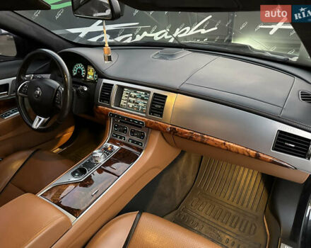 Сірий Ягуар ХФ, об'ємом двигуна 3 л та пробігом 144 тис. км за 12500 $, фото 20 на Automoto.ua