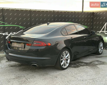 Сірий Ягуар ХФ, об'ємом двигуна 3 л та пробігом 144 тис. км за 12500 $, фото 1 на Automoto.ua