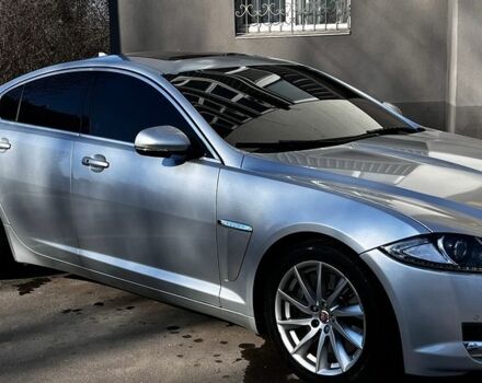 Сірий Ягуар ХФ, об'ємом двигуна 2 л та пробігом 124 тис. км за 14000 $, фото 6 на Automoto.ua