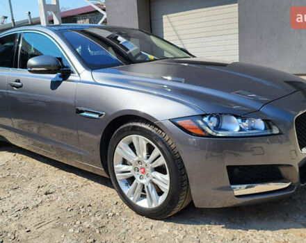 Серый Ягуар ХФ, объемом двигателя 3 л и пробегом 78 тыс. км за 17300 $, фото 1 на Automoto.ua