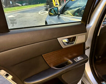 Серый Ягуар ХФ, объемом двигателя 2 л и пробегом 113 тыс. км за 12300 $, фото 11 на Automoto.ua