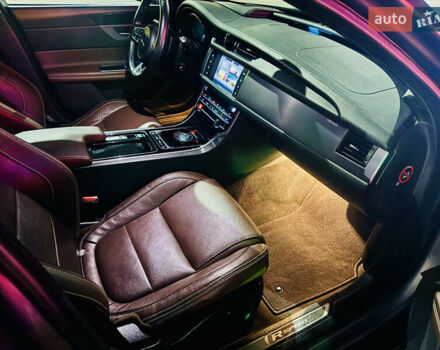 Сірий Ягуар ХФ, об'ємом двигуна 3 л та пробігом 90 тис. км за 16500 $, фото 13 на Automoto.ua