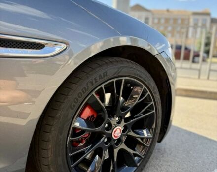 Серый Ягуар ХФ, объемом двигателя 2 л и пробегом 137 тыс. км за 20100 $, фото 2 на Automoto.ua