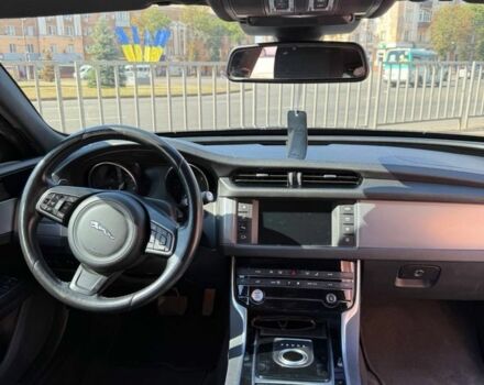 Серый Ягуар ХФ, объемом двигателя 2 л и пробегом 137 тыс. км за 20100 $, фото 5 на Automoto.ua