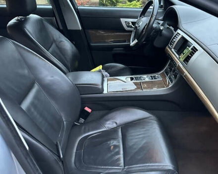 Серый Ягуар ХФ, объемом двигателя 2.18 л и пробегом 272 тыс. км за 9999 $, фото 24 на Automoto.ua