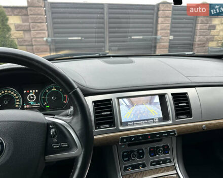 Серый Ягуар ХФ, объемом двигателя 2.18 л и пробегом 272 тыс. км за 9999 $, фото 4 на Automoto.ua