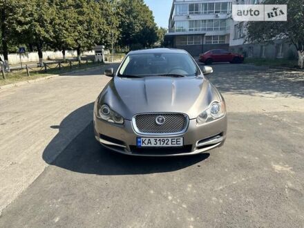 Ягуар ХФ 2008 у Києві на Automoto.ua Сірий Ягуар ХФ, об'ємом двигуна 2.97 л та пробігом 262 тис. км за 9000 $, фото 1 на Automoto.ua