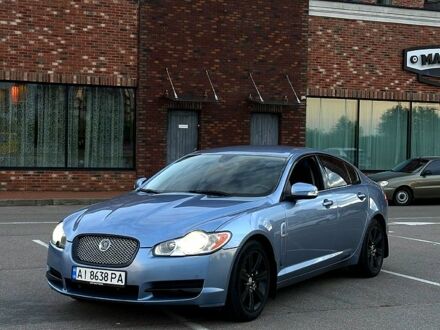 Сірий Ягуар ХФ, об'ємом двигуна 3 л та пробігом 142 тис. км за 10500 $, фото 1 на Automoto.ua