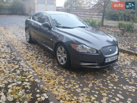 Ягуар ХФ 2010 в Кривом Роге на Automoto.ua Серый Ягуар ХФ, объемом двигателя 2.97 л и пробегом 179 тыс. км за 10800 $, фото 1 на Automoto.ua