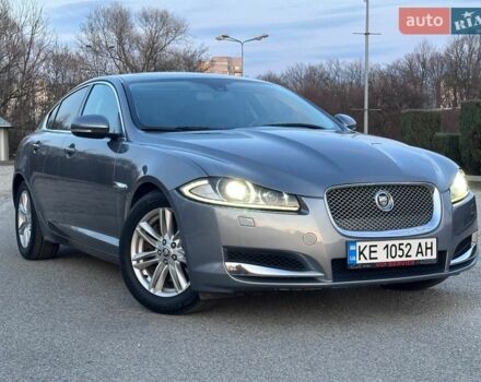 Серый Ягуар ХФ, объемом двигателя 2.2 л и пробегом 190 тыс. км за 12000 $, фото 1 на Automoto.ua