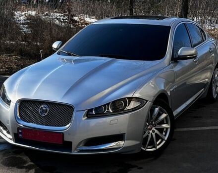 Серый Ягуар ХФ, объемом двигателя 2 л и пробегом 124 тыс. км за 14000 $, фото 1 на Automoto.ua