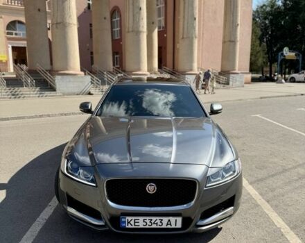 Серый Ягуар ХФ, объемом двигателя 2 л и пробегом 137 тыс. км за 20100 $, фото 1 на Automoto.ua