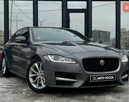 Серый Ягуар ХФ, объемом двигателя 2 л и пробегом 145 тыс. км за 19990 $, фото 1 на Automoto.ua