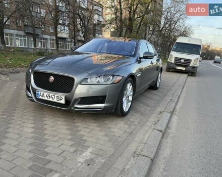 Серый Ягуар ХФ, объемом двигателя 2 л и пробегом 196 тыс. км за 11999 $, фото 1 на Automoto.ua
