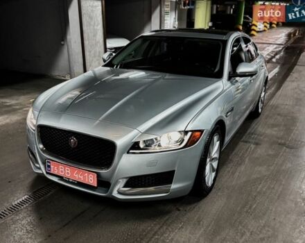 Сірий Ягуар ХФ, об'ємом двигуна 2 л та пробігом 161 тис. км за 21000 $, фото 1 на Automoto.ua