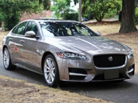 Ягуар ХФ 2017 в Житомире на Automoto.ua Серый Ягуар ХФ, объемом двигателя 3 л и пробегом 61 тыс. км за 12600 $, фото 1 на Automoto.ua