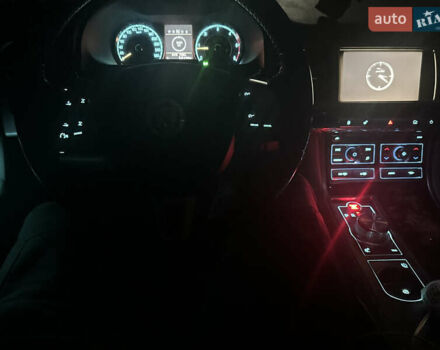 Синий Ягуар ХФ, объемом двигателя 2.72 л и пробегом 277 тыс. км за 7700 $, фото 13 на Automoto.ua