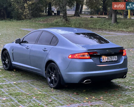 Синий Ягуар ХФ, объемом двигателя 2.97 л и пробегом 144 тыс. км за 9900 $, фото 6 на Automoto.ua