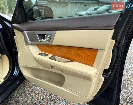 Синій Ягуар ХФ, об'ємом двигуна 2.99 л та пробігом 299 тис. км за 10900 $, фото 48 на Automoto.ua