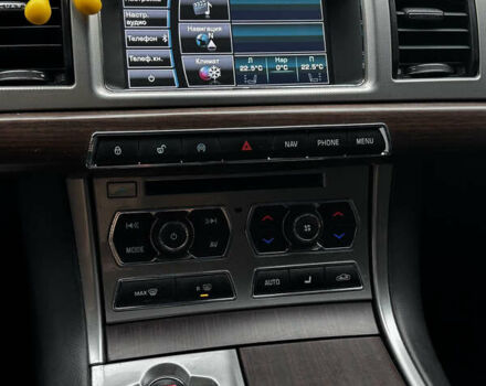 Синий Ягуар ХФ, объемом двигателя 2.18 л и пробегом 170 тыс. км за 13500 $, фото 12 на Automoto.ua
