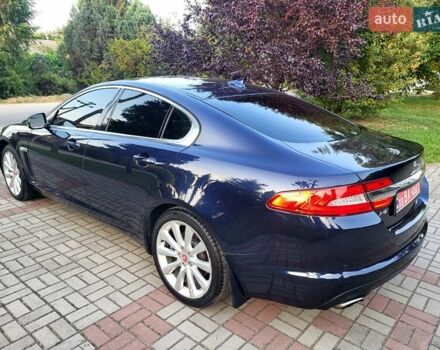 Синий Ягуар ХФ, объемом двигателя 2.97 л и пробегом 63 тыс. км за 14000 $, фото 24 на Automoto.ua