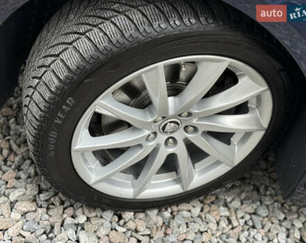 Синій Ягуар ХФ, об'ємом двигуна 2 л та пробігом 91 тис. км за 15500 $, фото 4 на Automoto.ua