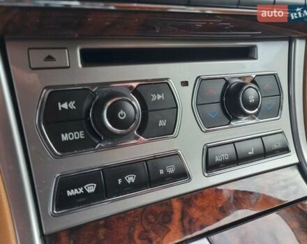 Синий Ягуар ХФ, объемом двигателя 2.97 л и пробегом 96 тыс. км за 16500 $, фото 40 на Automoto.ua