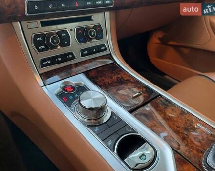 Синий Ягуар ХФ, объемом двигателя 2.97 л и пробегом 96 тыс. км за 16500 $, фото 41 на Automoto.ua