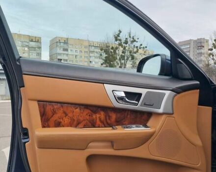 Синий Ягуар ХФ, объемом двигателя 2.97 л и пробегом 96 тыс. км за 16500 $, фото 53 на Automoto.ua