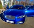 Синий Ягуар ХФ, объемом двигателя 3 л и пробегом 127 тыс. км за 12500 $, фото 1 на Automoto.ua