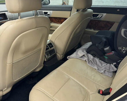 Синій Ягуар ХФ, об'ємом двигуна 2 л та пробігом 200 тис. км за 10500 $, фото 6 на Automoto.ua