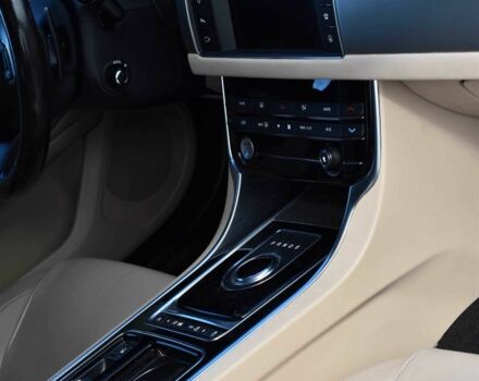 Синий Ягуар ХФ, объемом двигателя 3 л и пробегом 118 тыс. км за 14999 $, фото 13 на Automoto.ua