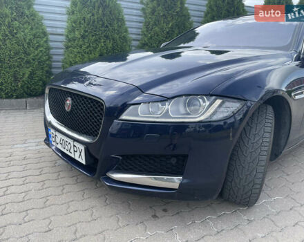 Синий Ягуар ХФ, объемом двигателя 2 л и пробегом 173 тыс. км за 15750 $, фото 1 на Automoto.ua