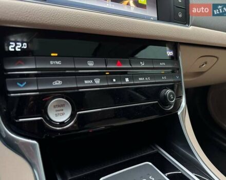 Синій Ягуар ХФ, об'ємом двигуна 3 л та пробігом 131 тис. км за 19990 $, фото 18 на Automoto.ua